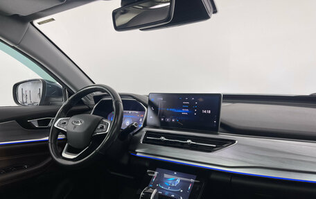 Chery Tiggo 8 Pro, 2021 год, 1 990 000 рублей, 14 фотография