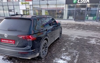 Volkswagen Tiguan II, 2020 год, 2 150 000 рублей, 1 фотография