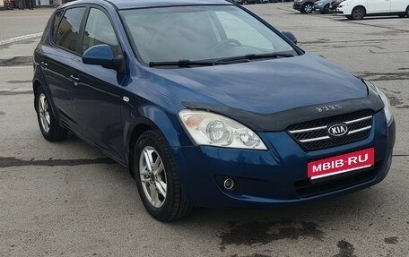 KIA cee'd I рестайлинг, 2009 год, 580 000 рублей, 1 фотография