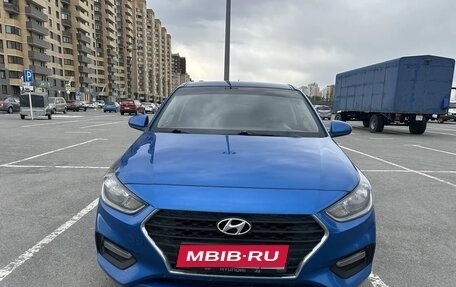 Hyundai Solaris II рестайлинг, 2019 год, 950 000 рублей, 1 фотография