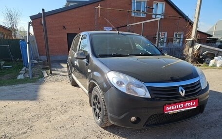Renault Sandero I, 2012 год, 588 000 рублей, 1 фотография