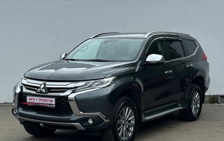 Mitsubishi Pajero Sport III рестайлинг, 2019 год, 3 750 000 рублей, 1 фотография