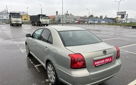 Toyota Avensis III рестайлинг, 2006 год, 700 000 рублей, 3 фотография