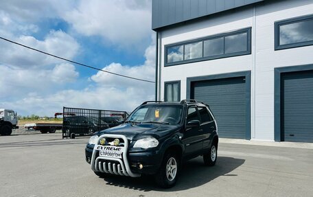 Chevrolet Niva I рестайлинг, 2012 год, 589 000 рублей, 2 фотография