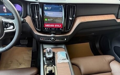 Volvo XC60 II, 2023 год, 4 775 750 рублей, 12 фотография