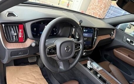 Volvo XC60 II, 2023 год, 4 775 750 рублей, 9 фотография