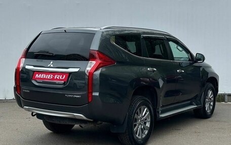 Mitsubishi Pajero Sport III рестайлинг, 2019 год, 3 750 000 рублей, 5 фотография