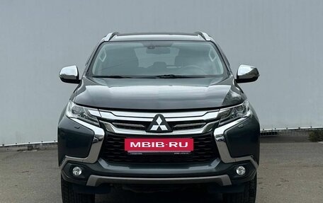 Mitsubishi Pajero Sport III рестайлинг, 2019 год, 3 750 000 рублей, 2 фотография