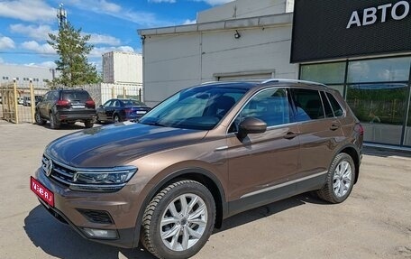 Volkswagen Tiguan II, 2017 год, 1 999 000 рублей, 1 фотография
