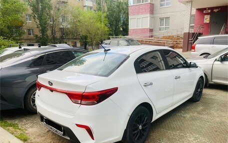 KIA Rio IV, 2018 год, 1 400 000 рублей, 3 фотография
