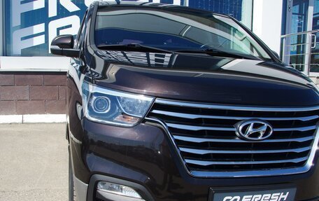Hyundai Grand Starex Grand Starex I рестайлинг 2, 2019 год, 3 899 999 рублей, 25 фотография