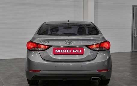 Hyundai Avante, 2014 год, 950 000 рублей, 6 фотография
