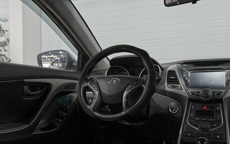Hyundai Avante, 2014 год, 950 000 рублей, 24 фотография