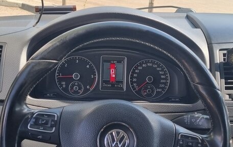 Volkswagen Multivan T5, 2012 год, 2 450 000 рублей, 8 фотография