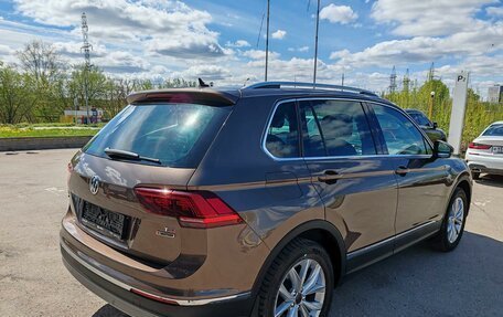 Volkswagen Tiguan II, 2017 год, 1 999 000 рублей, 2 фотография
