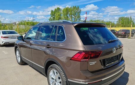 Volkswagen Tiguan II, 2017 год, 1 999 000 рублей, 4 фотография