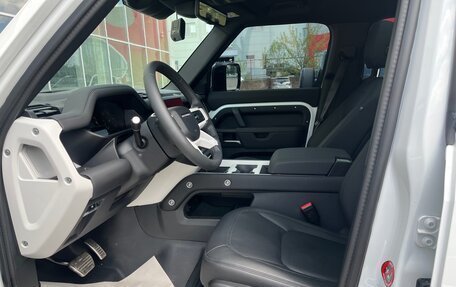 Land Rover Defender II, 2024 год, 11 900 000 рублей, 15 фотография