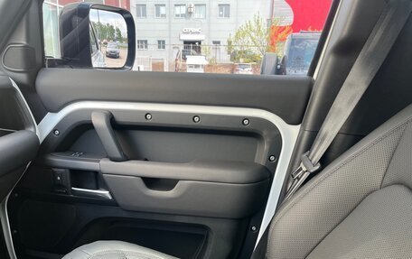 Land Rover Defender II, 2024 год, 11 900 000 рублей, 24 фотография