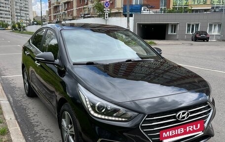 Hyundai Solaris II рестайлинг, 2017 год, 1 250 000 рублей, 3 фотография
