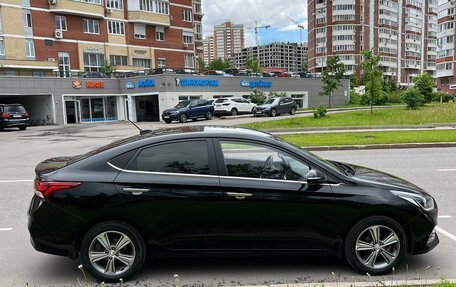 Hyundai Solaris II рестайлинг, 2017 год, 1 250 000 рублей, 5 фотография