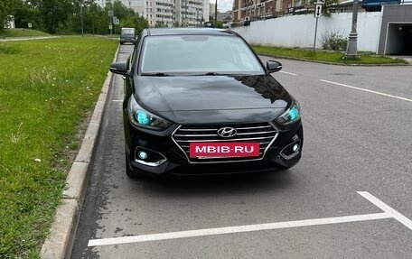 Hyundai Solaris II рестайлинг, 2017 год, 1 250 000 рублей, 11 фотография