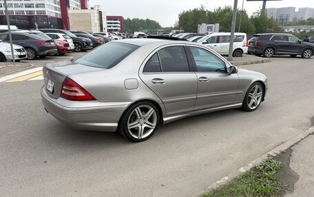 Mercedes-Benz C-Класс, 2005 год, 850 000 рублей, 3 фотография