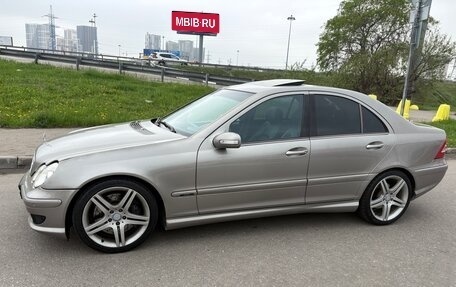 Mercedes-Benz C-Класс, 2005 год, 850 000 рублей, 2 фотография