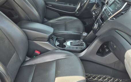 Hyundai Santa Fe III рестайлинг, 2017 год, 2 150 000 рублей, 9 фотография