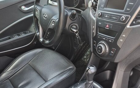 Hyundai Santa Fe III рестайлинг, 2017 год, 2 150 000 рублей, 8 фотография