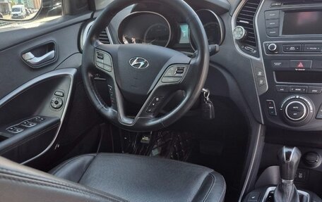 Hyundai Santa Fe III рестайлинг, 2017 год, 2 150 000 рублей, 13 фотография