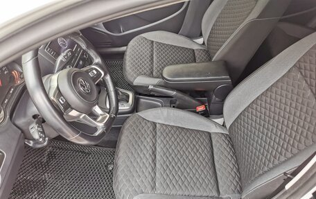 Volkswagen Polo VI (EU Market), 2018 год, 1 250 000 рублей, 13 фотография