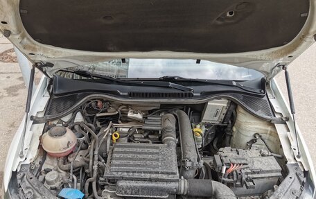 Volkswagen Polo VI (EU Market), 2018 год, 1 250 000 рублей, 29 фотография