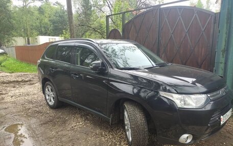 Mitsubishi Outlander III рестайлинг 3, 2012 год, 1 000 000 рублей, 7 фотография