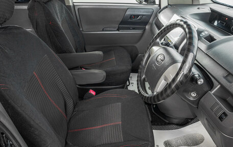 Toyota Voxy II, 2007 год, 1 199 000 рублей, 11 фотография