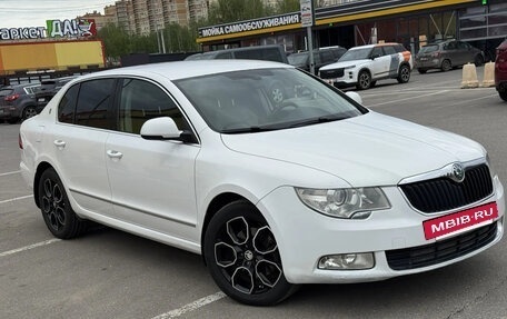 Skoda Superb III рестайлинг, 2012 год, 1 100 000 рублей, 3 фотография