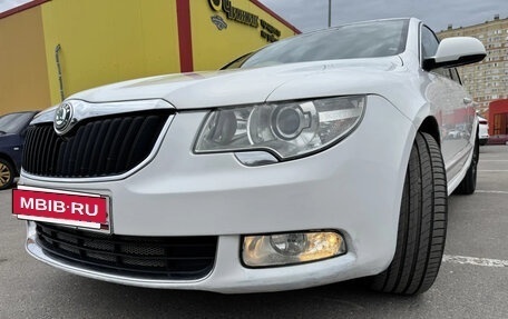 Skoda Superb III рестайлинг, 2012 год, 1 100 000 рублей, 7 фотография