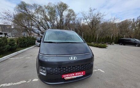 Hyundai Staria, 2022 год, 4 650 000 рублей, 2 фотография