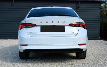 Skoda Octavia IV, 2021 год, 2 190 000 рублей, 5 фотография