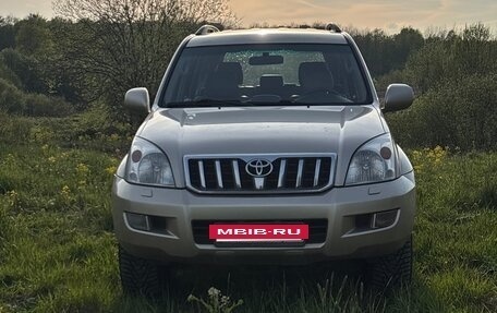 Toyota Land Cruiser Prado 120 рестайлинг, 2006 год, 1 910 000 рублей, 2 фотография