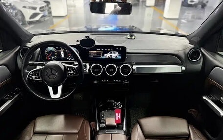 Mercedes-Benz GLB, 2022 год, 2 720 555 рублей, 5 фотография