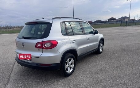 Volkswagen Tiguan I, 2010 год, 800 000 рублей, 4 фотография