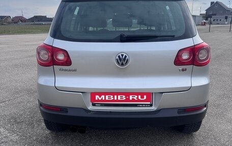Volkswagen Tiguan I, 2010 год, 800 000 рублей, 5 фотография