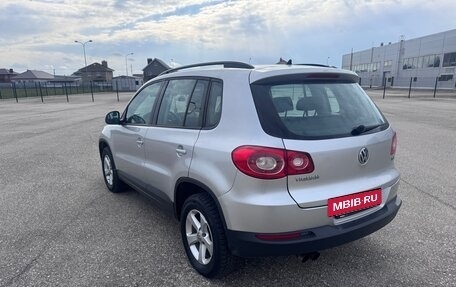Volkswagen Tiguan I, 2010 год, 800 000 рублей, 6 фотография