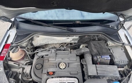 Volkswagen Tiguan I, 2010 год, 800 000 рублей, 18 фотография