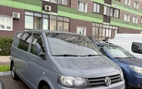 Volkswagen Transporter T5 рестайлинг, 2014 год, 1 700 000 рублей, 4 фотография