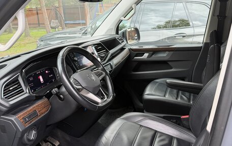 Volkswagen Multivan T6 рестайлинг, 2021 год, 7 800 000 рублей, 7 фотография