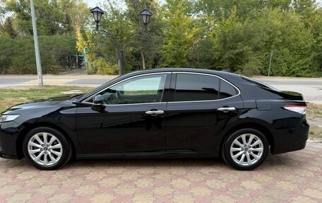 Toyota Camry, 2019 год, 3 500 000 рублей, 4 фотография