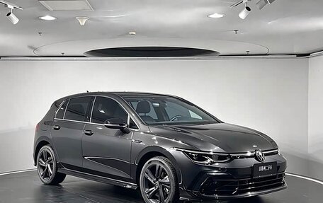 Volkswagen Golf VIII, 2023 год, 1 680 006 рублей, 4 фотография