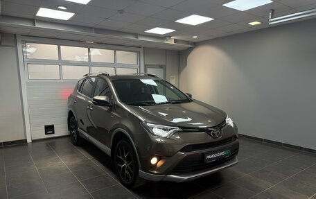 Toyota RAV4, 2017 год, 2 560 000 рублей, 3 фотография