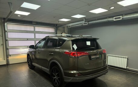Toyota RAV4, 2017 год, 2 560 000 рублей, 4 фотография